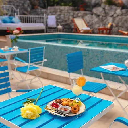 Boutique Heritage Hotel Blanc & Bleu - Capitano-3